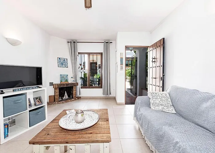 Nueva Townhouse *
